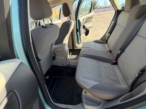 Used 2012 Ford Focus SE image 8