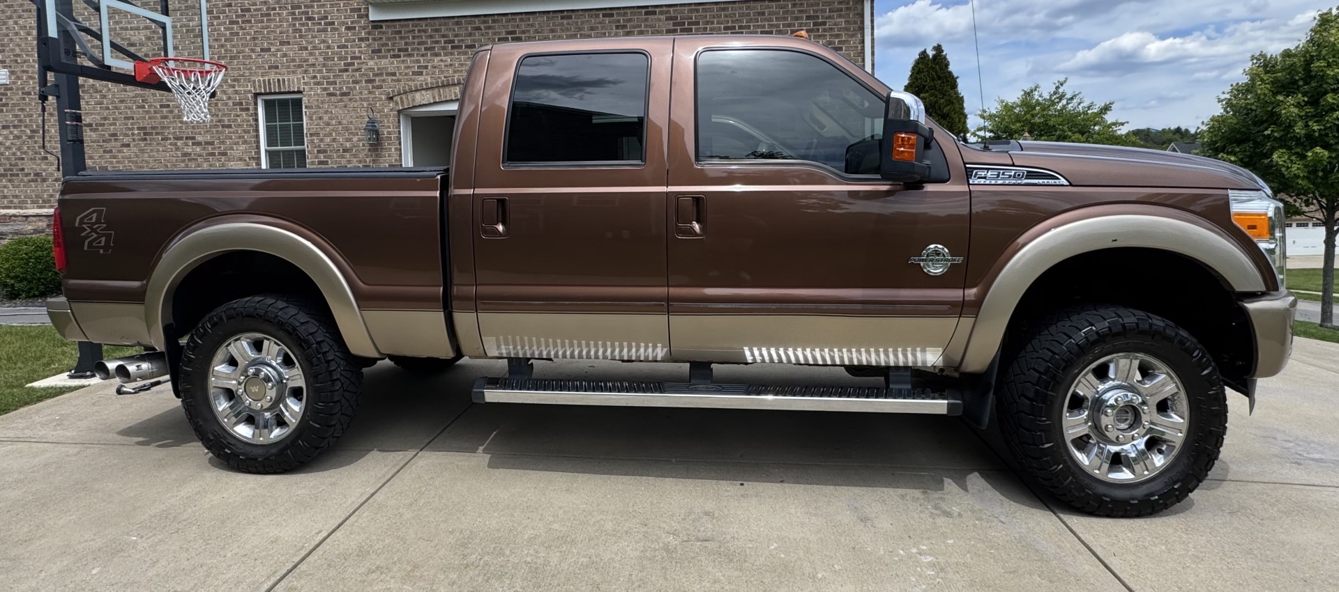 Used 2012 Ford F350 Lariat w/ Chrome Pkg AWD/4WD image 5