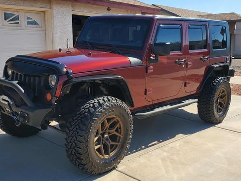 Used 2007 Jeep Wrangler Unlimited Sahara w/ Trailer Tow Group image 2