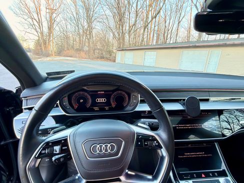 Used 2020 Audi A8 L 4.0T w/ Sport Plus Package image 11