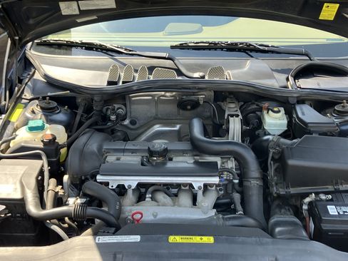 Used 2004 Volvo C70 LT image 20