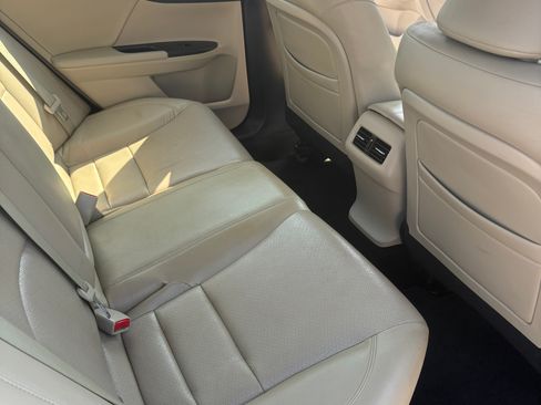 Used 2013 Honda Accord EX-L image 12