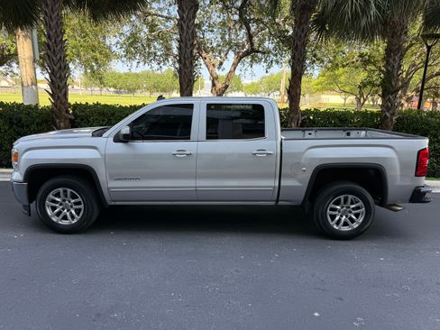 Used 2014 GMC Sierra 1500 SLE w/ SLE Value Package RWD image 2