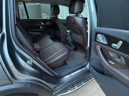 Used 2020 Mercedes-Benz GLS 450 4MATIC image 21