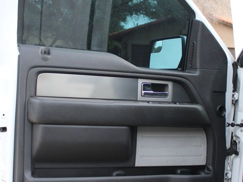 Used 2013 Ford F150 Raptor w/ Plus Pkg image 20