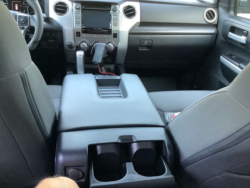 Used 2019 Toyota Tundra SR5 image 14