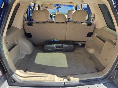 Used 2007 Ford Escape XLT image 9