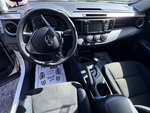 Used 2016 Toyota RAV4 LE image 14