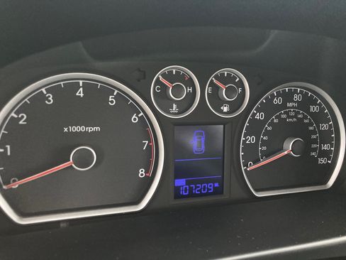 Used 2010 Hyundai Elantra GLS image 15