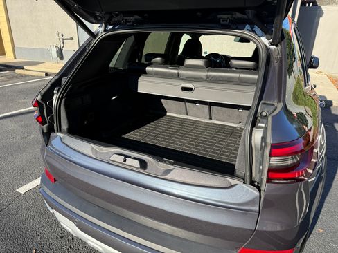 Used 2021 BMW X5 xDrive40i w/ Convenience Package image 6