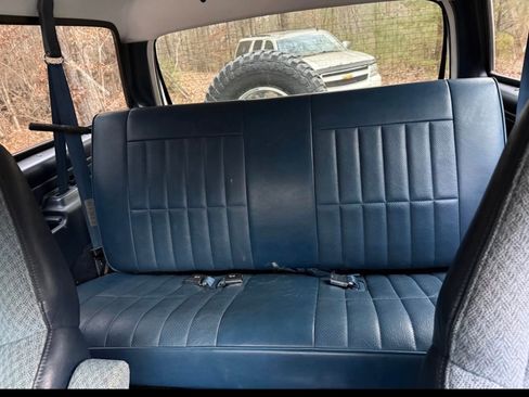 Used 1996 Ford Bronco image 5