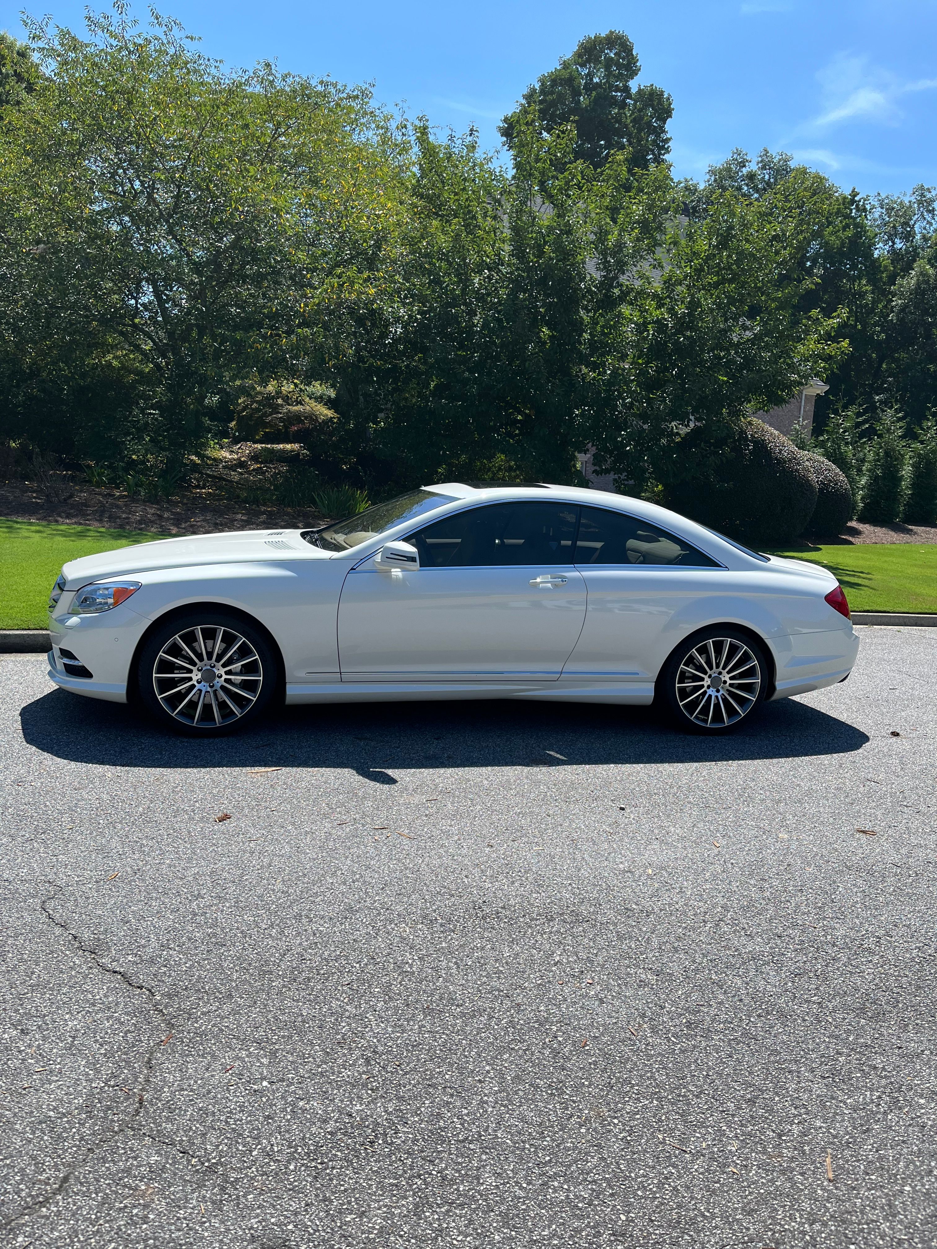 Used 2013 Mercedes-Benz CL 550 4MATIC image 11