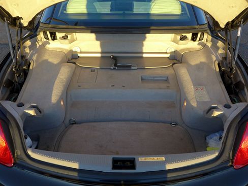 Used 2003 Lexus SC 430 Convertible image 21