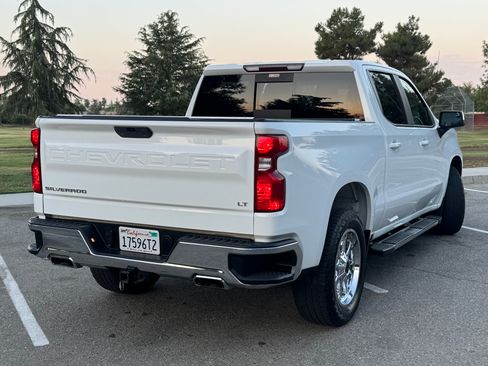 Used 2019 Chevrolet Silverado 1500 LT w/ All-Star Edition AWD/4WD image 2