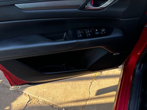 Used 2018 MAZDA CX-5 Touring w/ Preferred Equipment Package image 13