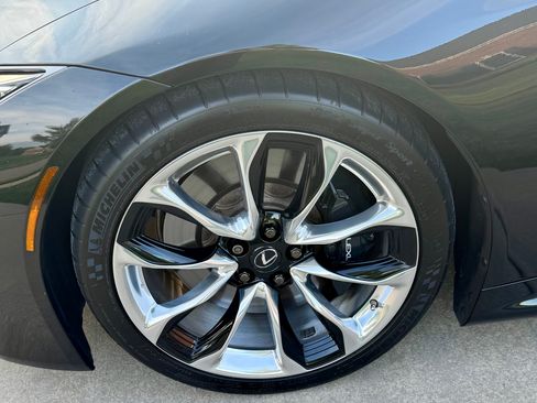 Used 2018 Lexus LC 500 Coupe w/ Sport Package RWD image 10