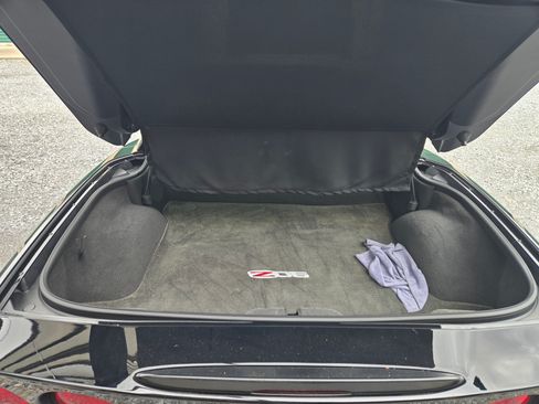 Used 2008 Chevrolet Corvette Z06 w/ Preferred Equipment Group image 10