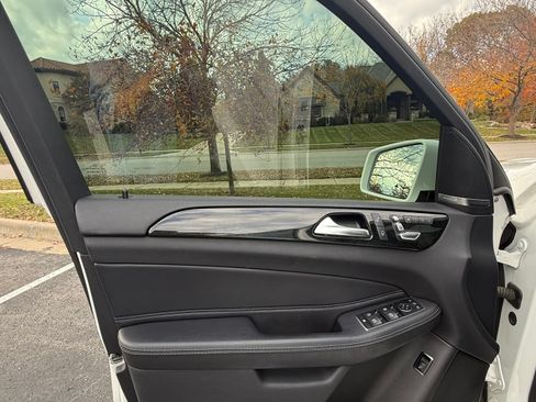 Used 2018 Mercedes-Benz GLE 350 4MATIC image 13