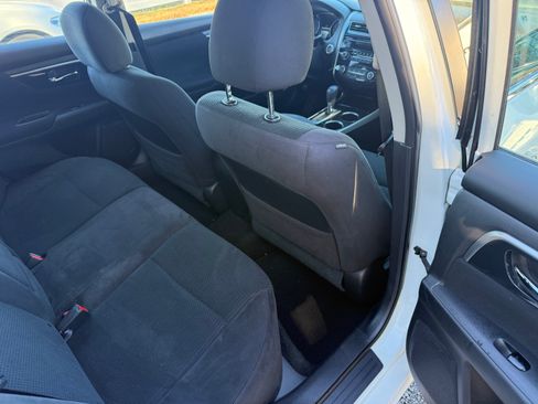 Used 2014 Nissan Altima 2.5 S image 12