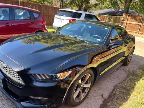 Used 2015 Ford Mustang Coupe w/ Equipment Group 051A image 1