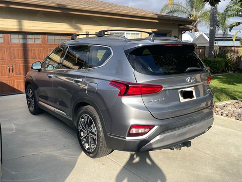 Used 2019 Hyundai Santa Fe SEL w/ Cargo Package image 4