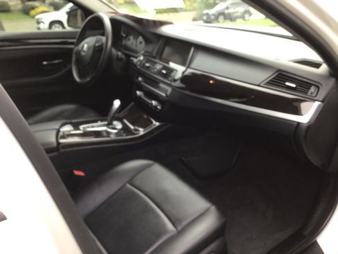 Used 2014 BMW 528i Sedan image 6