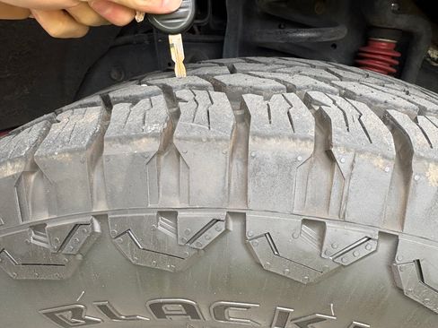 Used 2012 Ford F250 XL w/ PWR Equipment Group image 6