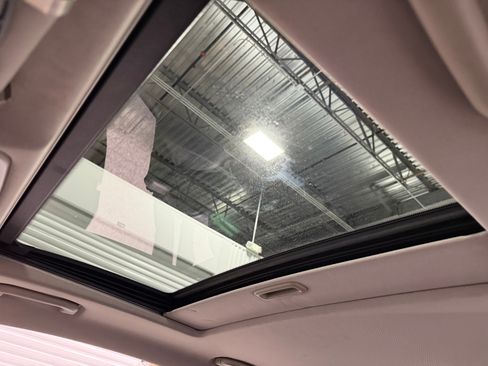 Used 2006 Mercedes-Benz CLK 350 Coupe image 16