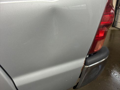 Used 2005 Toyota Tacoma 4x4 Access Cab image 17