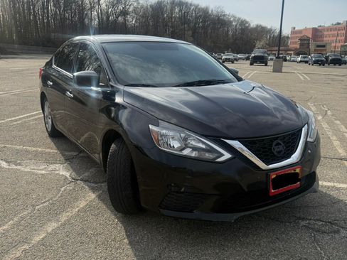 Used 2018 Nissan Sentra SV image 1