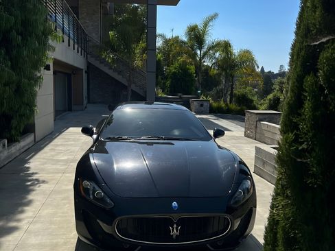 Used 2014 Maserati GranTurismo Sport image 4