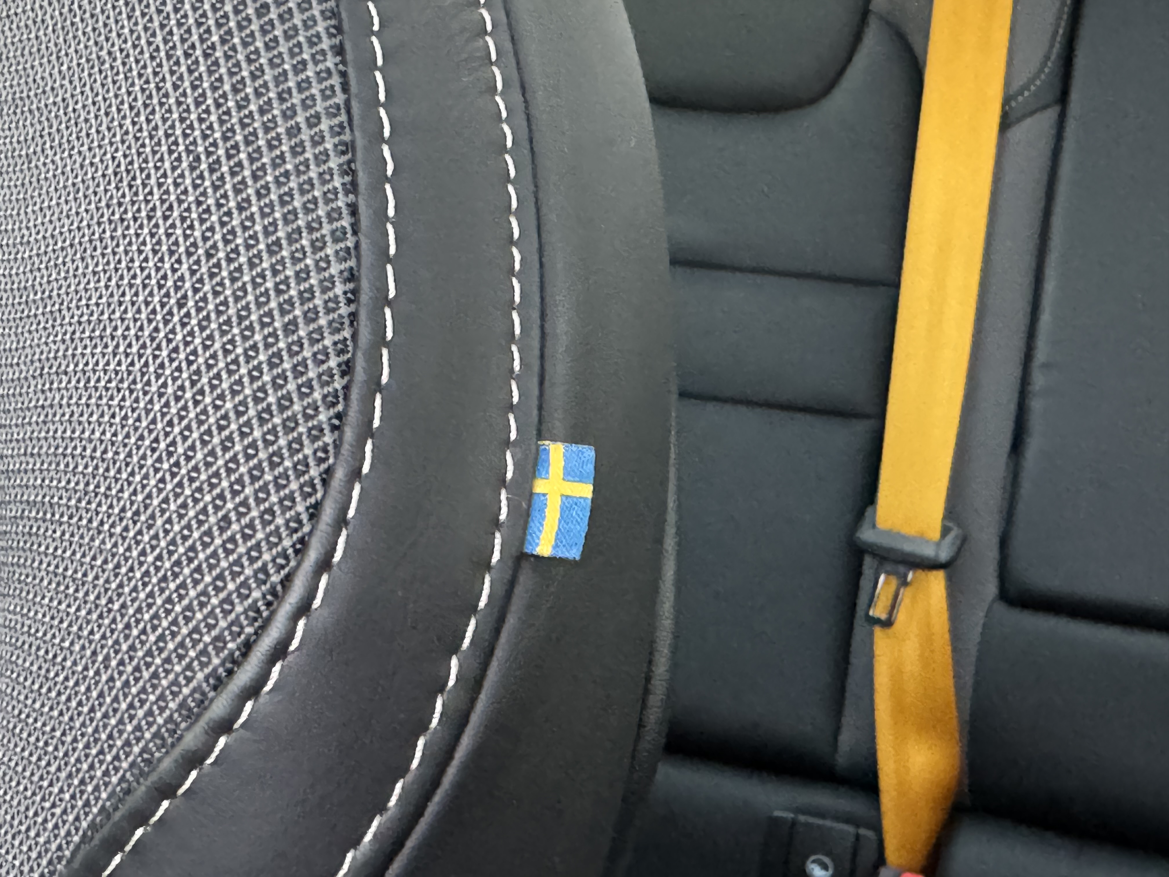 Used 2024 Volvo V60 T8 Polestar AWD/4WD image 19