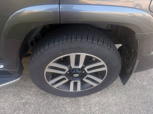 Used 2015 Toyota 4Runner Limited RWD image 9