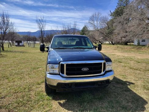 Used 2002 Ford F250 Long Bed image 4