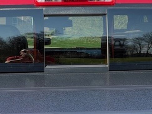 Used 2024 Chevrolet Colorado LT w/ LT Convenience Package III image 16