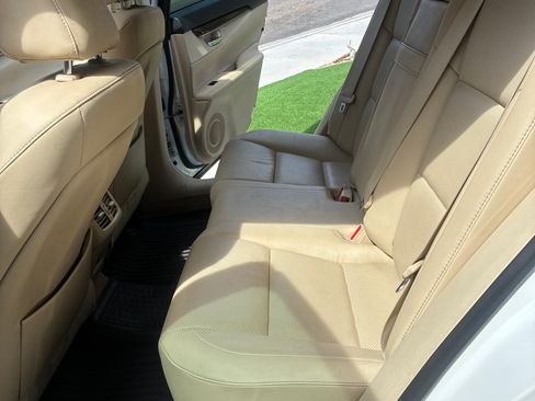 Used 2014 Lexus ES 350 w/ Premium Package image 12