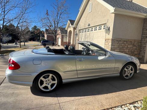 Used 2006 Mercedes-Benz CLK 500 Cabriolet image 2