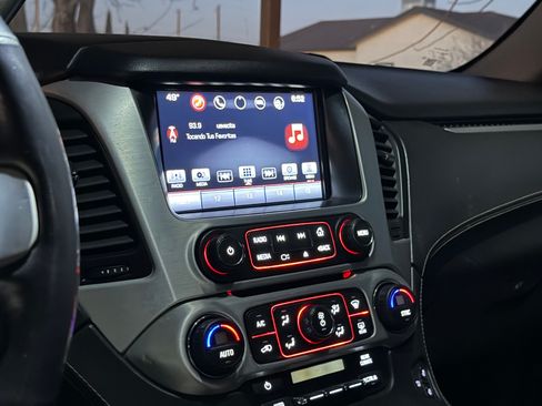 Used 2016 GMC Yukon XL SLT w/ Open Road Package image 9