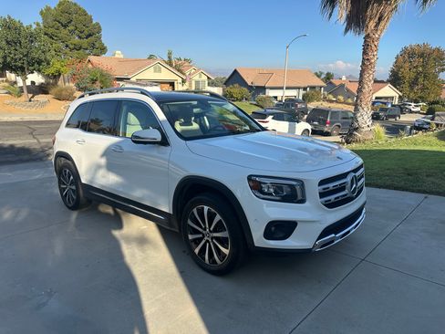 Used 2021 Mercedes-Benz GLB 250 image 12