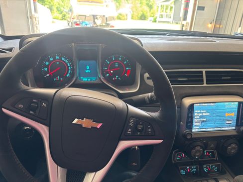 Used 2013 Chevrolet Camaro ZL1 RWD image 10