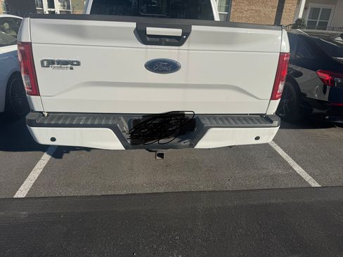 Used 2017 Ford F150 XLT w/ Equipment Group 302A Luxury image 12