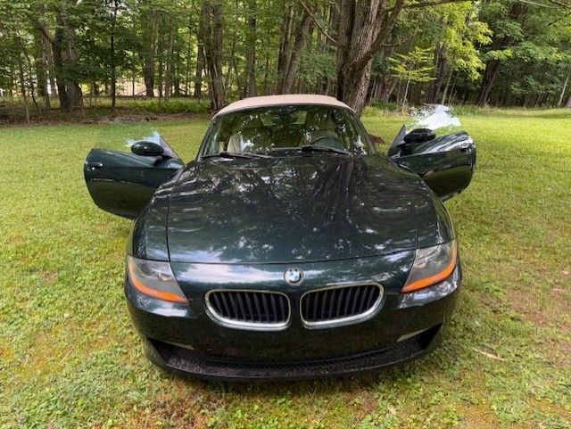 Used 2007 BMW Z4 3.0i RWD image 4
