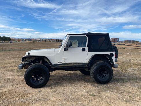 Used 2006 Jeep Wrangler Sport image 2