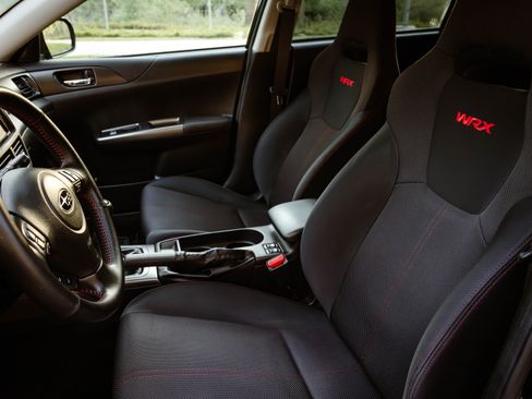 Used 2013 Subaru Impreza WRX Premium image 9
