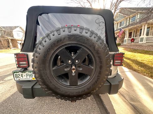 Used 2007 Jeep Wrangler Unlimited X image 22