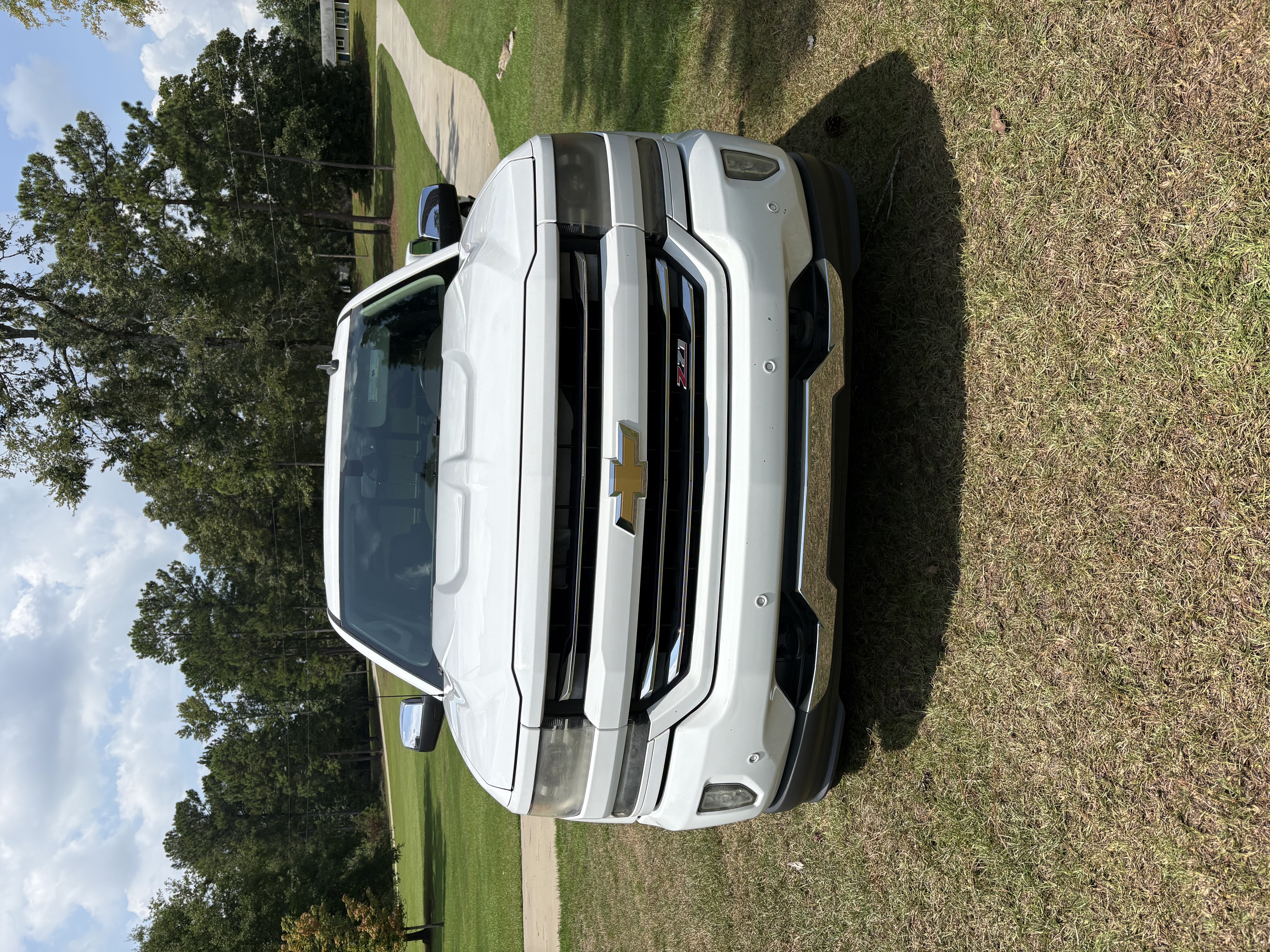 Used 2016 Chevrolet Silverado 1500 LTZ Z71 w/ LTZ Plus Package AWD/4WD image 2