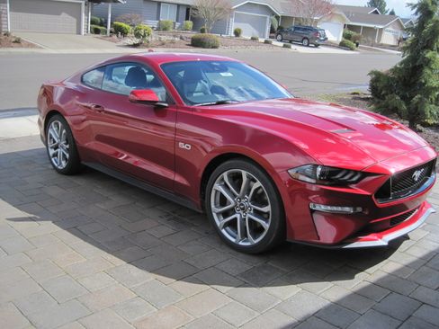 Used 2023 Ford Mustang GT Premium image 1