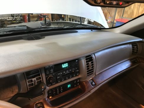 Used 2001 Buick Park Avenue w/ Prestige Pkg image 32