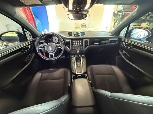Used 2017 Porsche Macan S AWD/4WD image 17