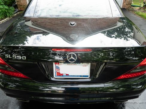 Used 2009 Mercedes-Benz SL 550 image 4